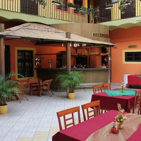 Penzion Grand Caşonia Exterior foto